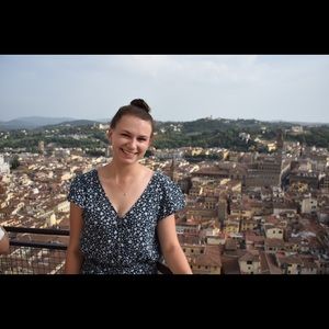 Meet your Posher, Marissa